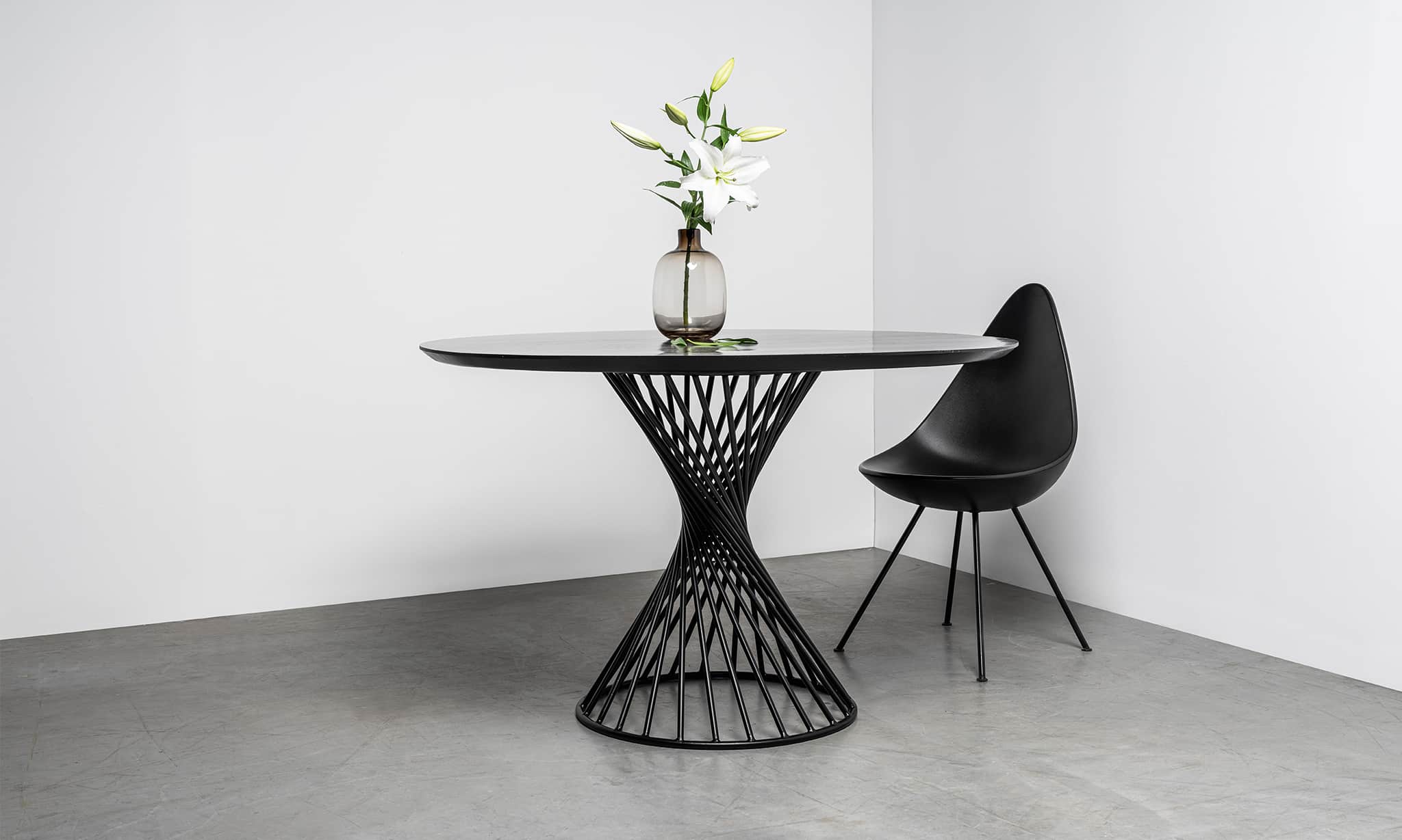 Oliver Table (EU)